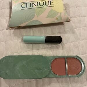 Clinique Blush Duo with Brush - Mint and Terracotta